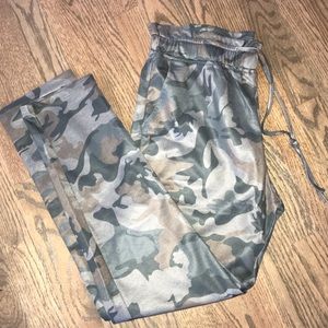 BRAND NEW! Silky Army Print Sweatpants